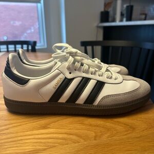 Adidas Samba size 8 men’s / 8.5 women’s